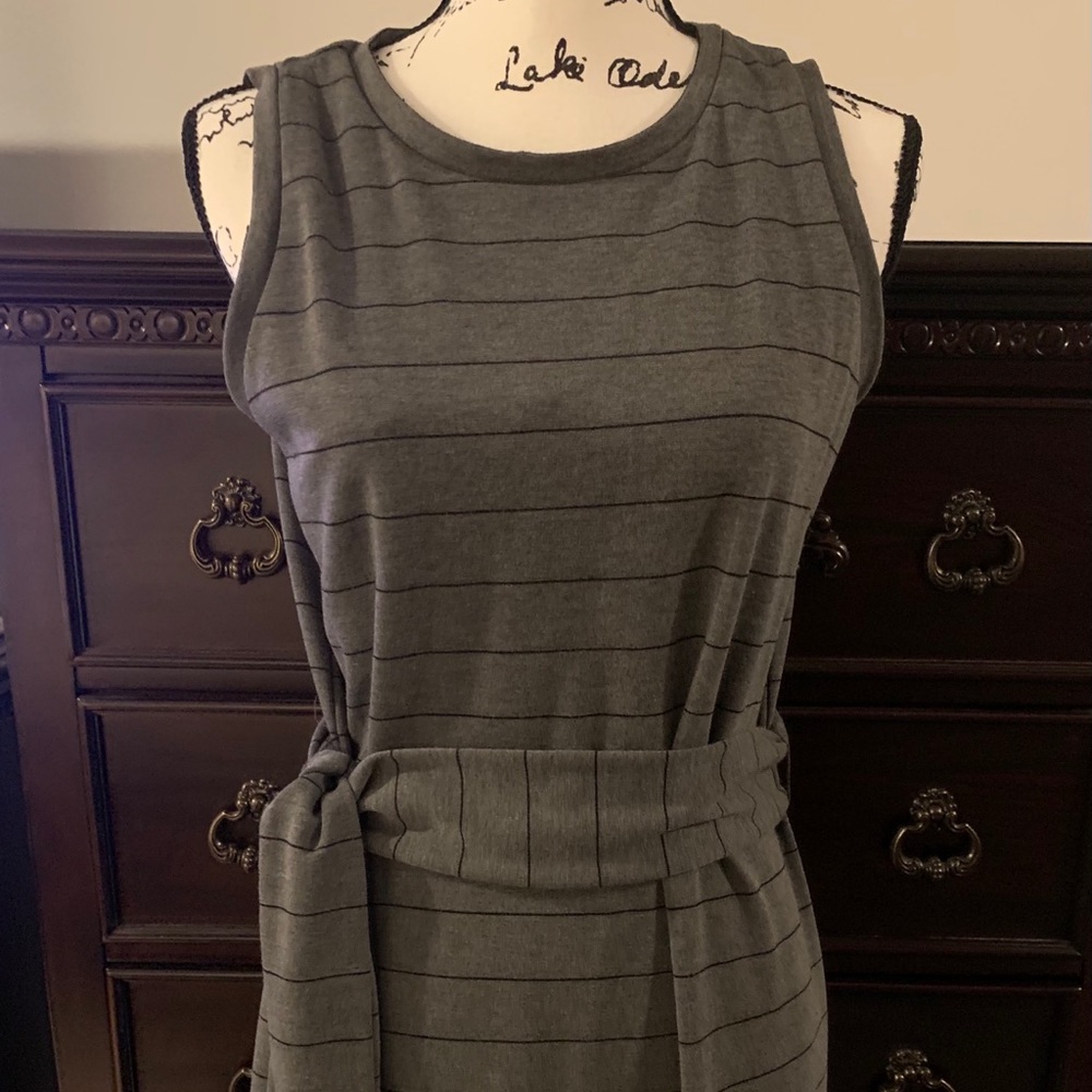 Black and gray banana republic shift dress